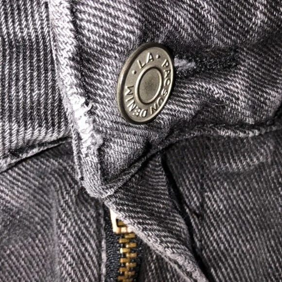 Pacsun size 25 black distressed jean mini skirt - Picture 5 of 7